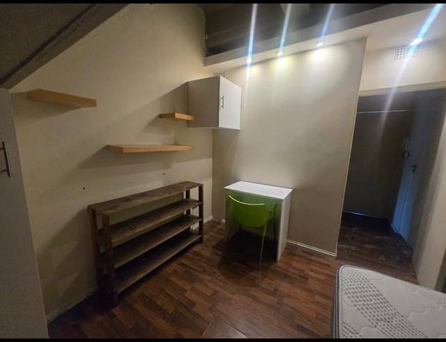 1 BEDROOM PROPERTY TO RENT IN BRAAMFONTEIN